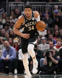 开云体育-不幸中的万幸，雄鹿字母哥目前没伤病恢复时间表，但不会赛季报销