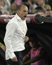 米兰下周一凌晨出战意大利杯，主帅阿莱格里因停赛无法现场指挥