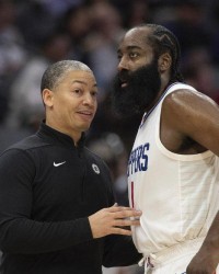 开云体育官网-快船消息：名宿力挺哈登，悍将领跑命中率榜，战爵士出场更新