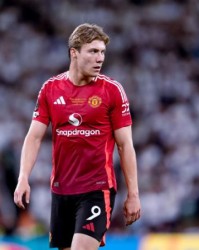 开云体育-一进一出净亏4000万欧！曼联又成冤大头，意甲冠军捡漏，酝酿打脸